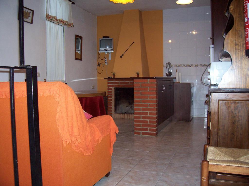 Casa Amigo Apartment Castano de Robledo Ngoại thất bức ảnh